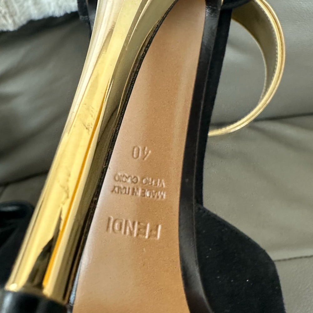 Fendi Black and Gold Heels with Metallic Ankle Cuff and High Stiletto - Picture 7 of 9